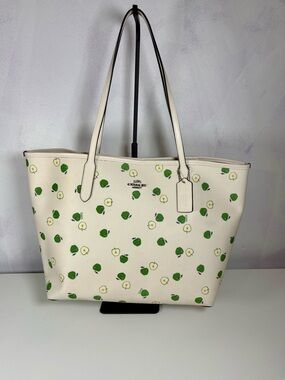 🍏Coach City Tote Limited Edition Apple Print #C4119